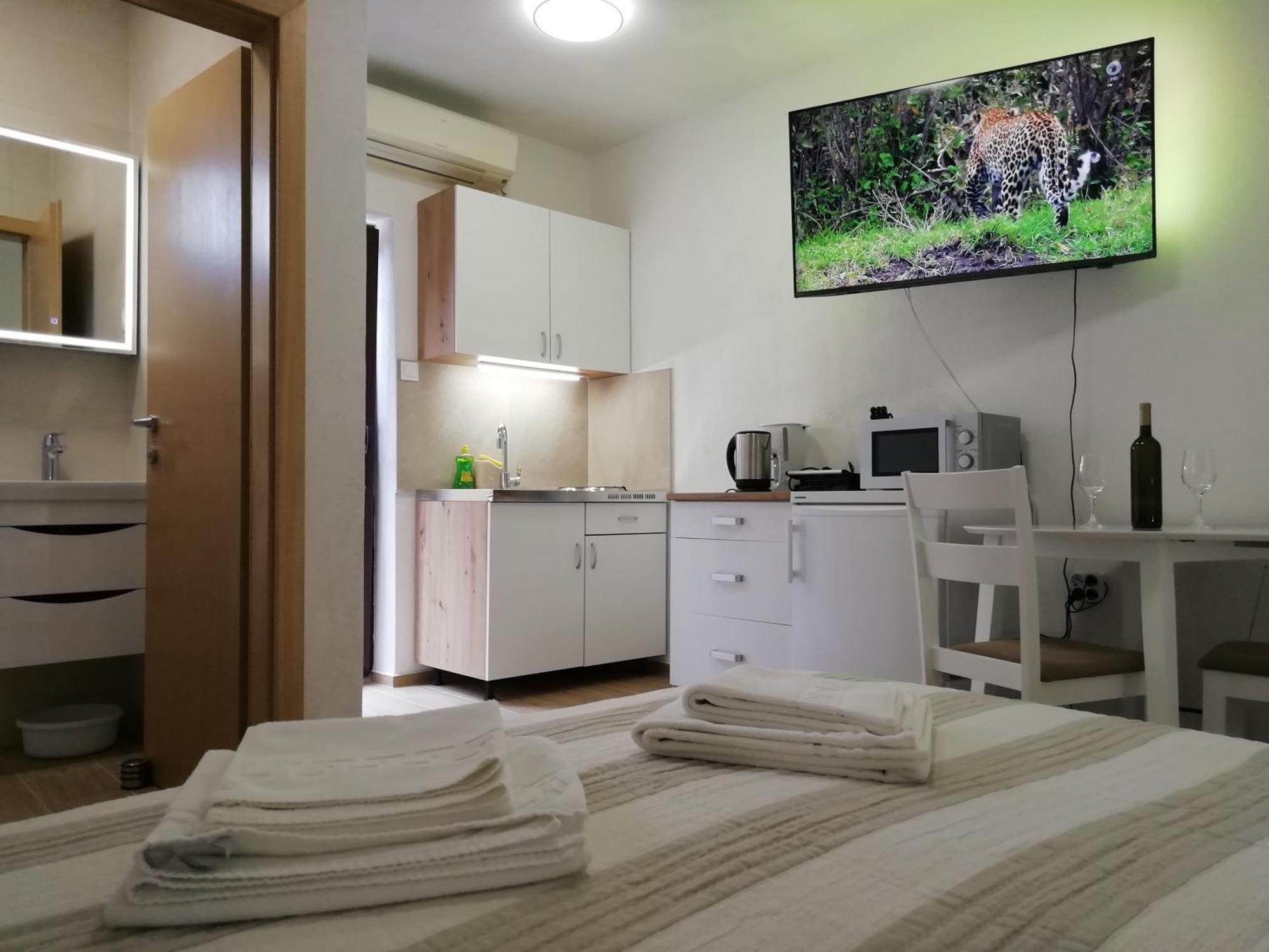 Apartments Valentina-B Nin Extérieur photo