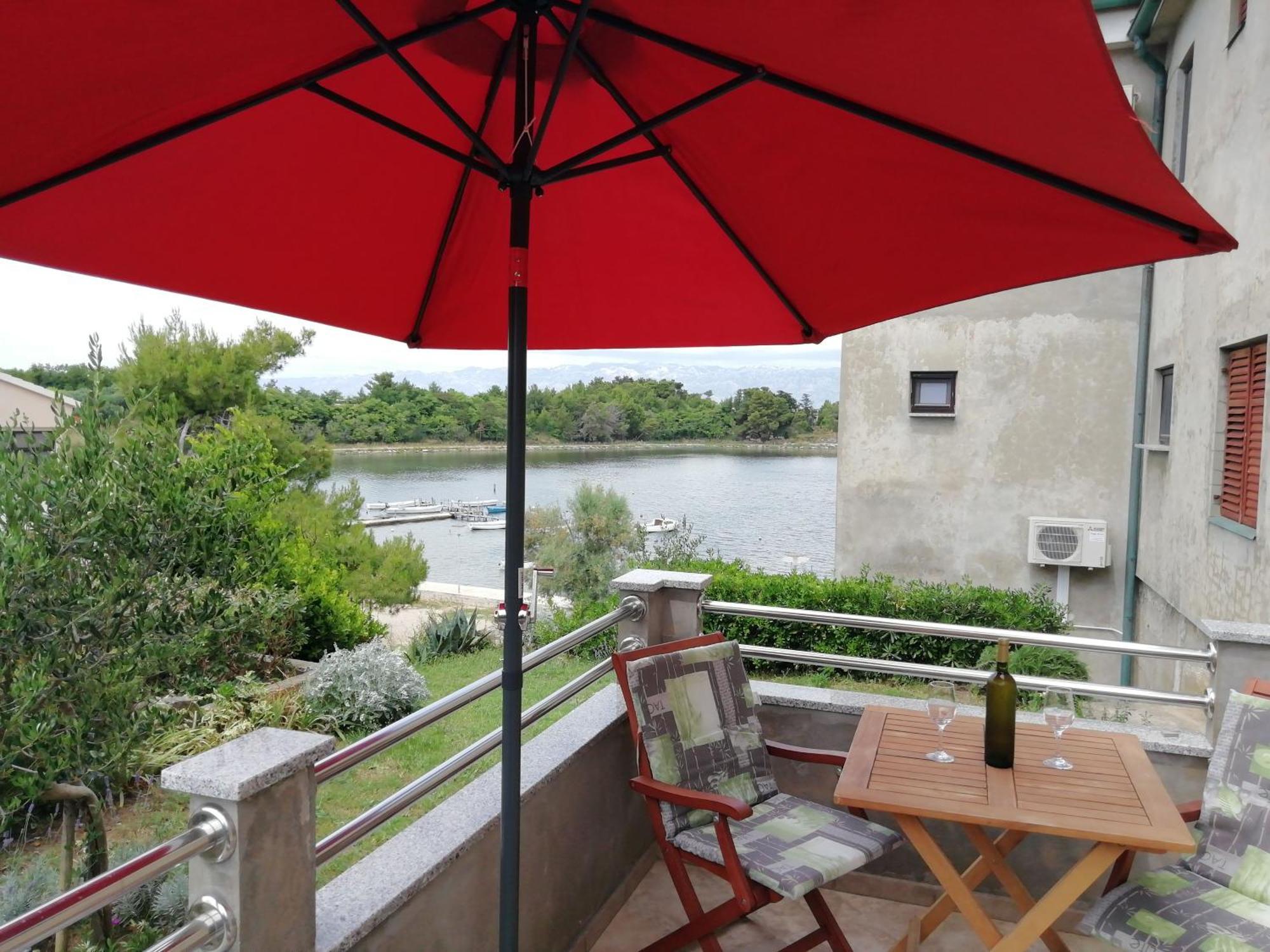 Apartments Valentina-B Nin Extérieur photo