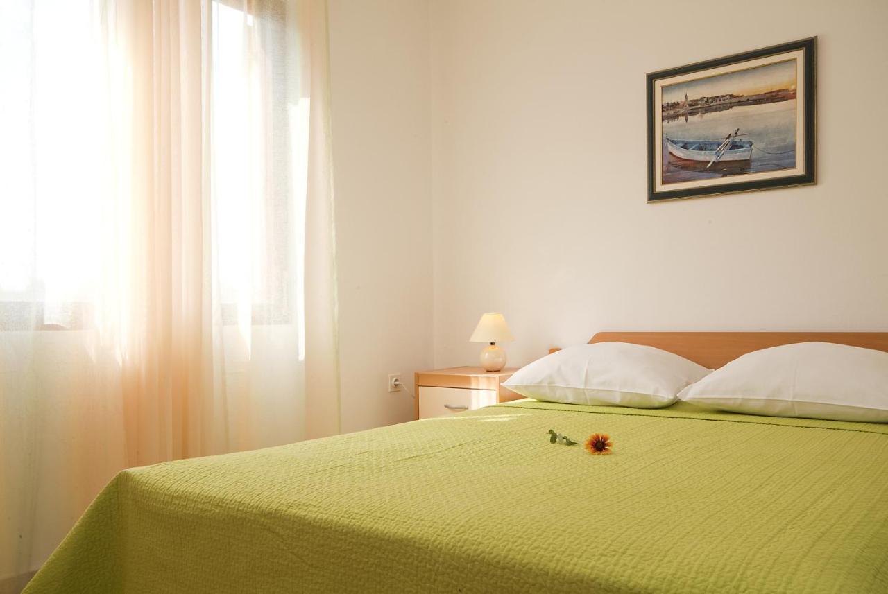 Apartments Valentina-B Nin Extérieur photo